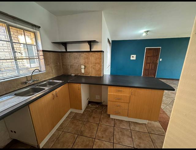2 BEDROOM APARTMENT FOR SALE IN ECO PARK ESTATE